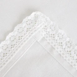 Obrus Asen Z Koronkowym Wykonczeniem 130X180
