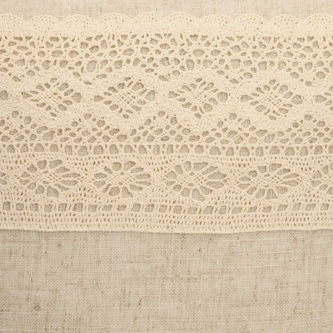 Poszewka Renda Bezowa Z Koronka 45X45 Cm