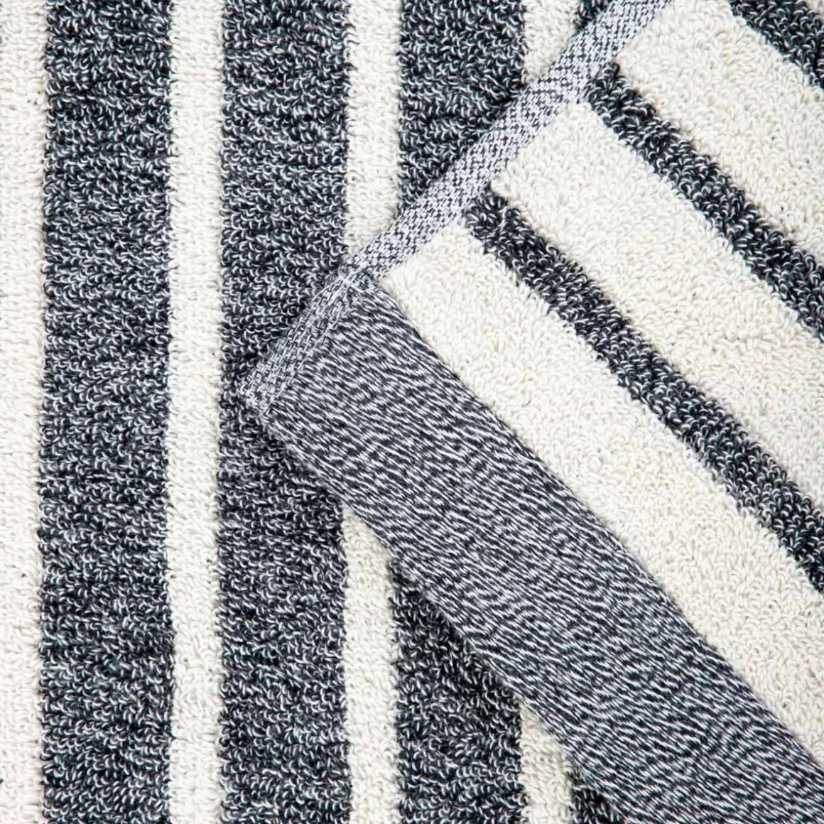Ręcznik Esmeray W Paski 70X130 Cm