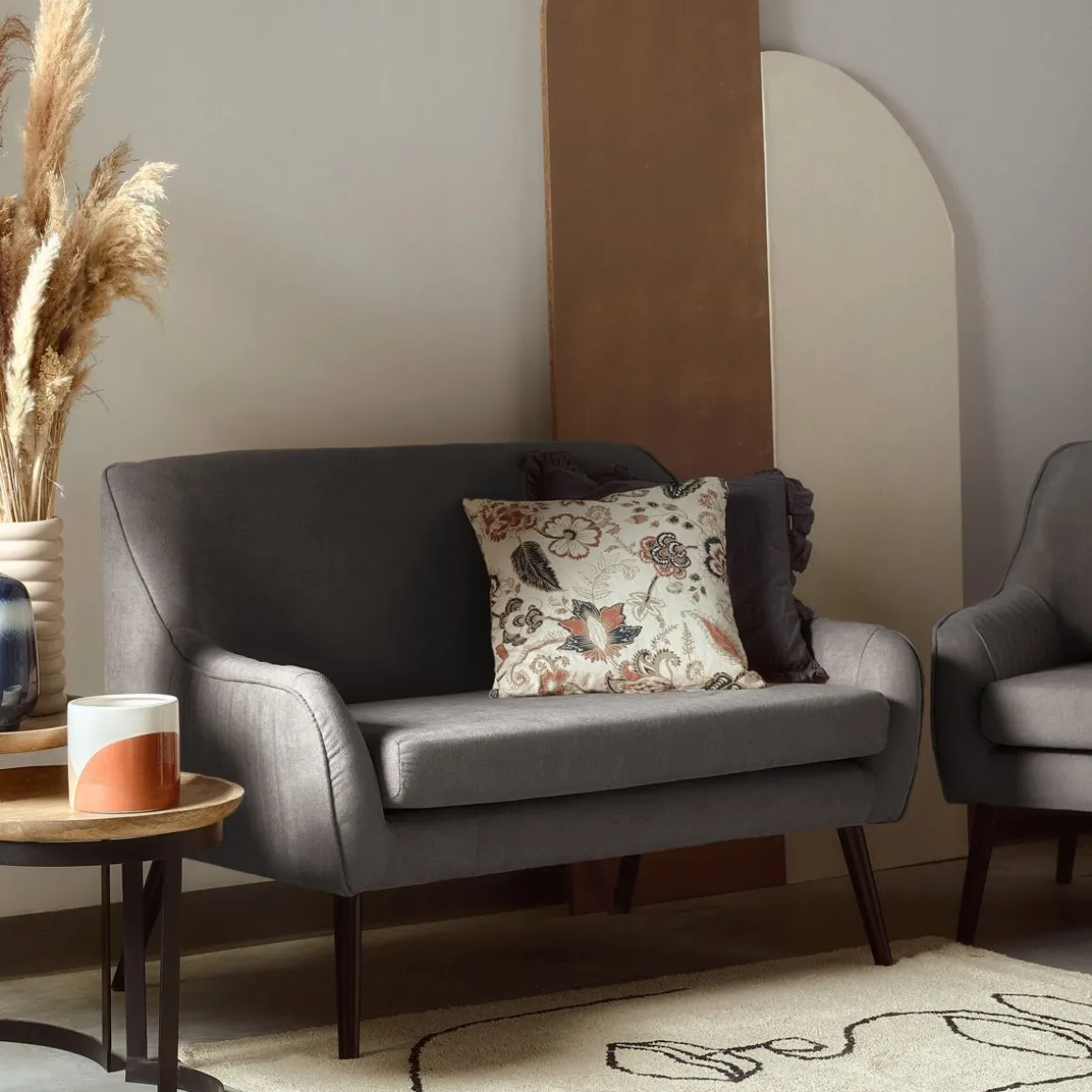 Sofa Ella W Tkaninie Ciemnoszara 122X70X84 Cm